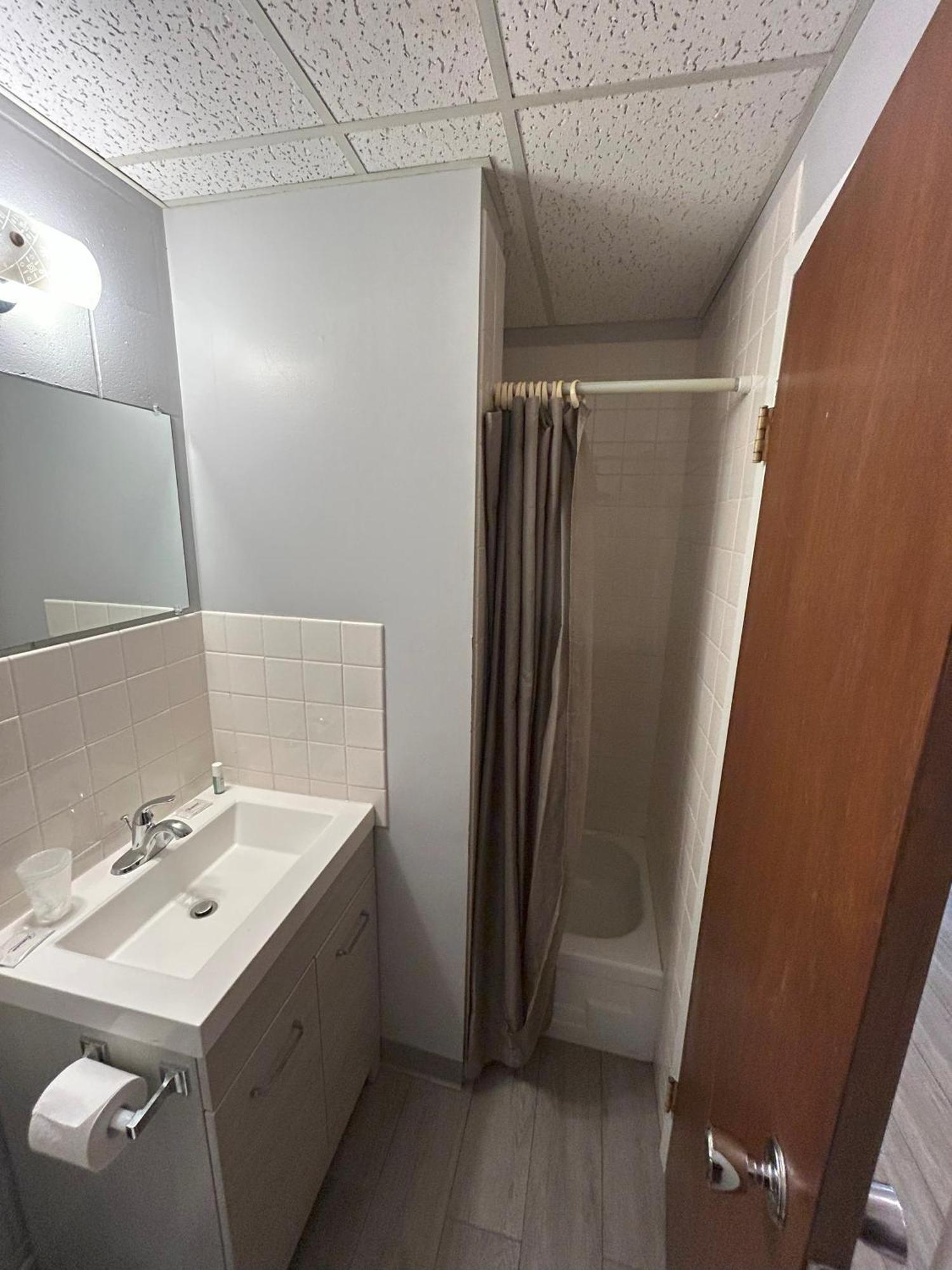 Relax Motel Thunder Bay Room photo